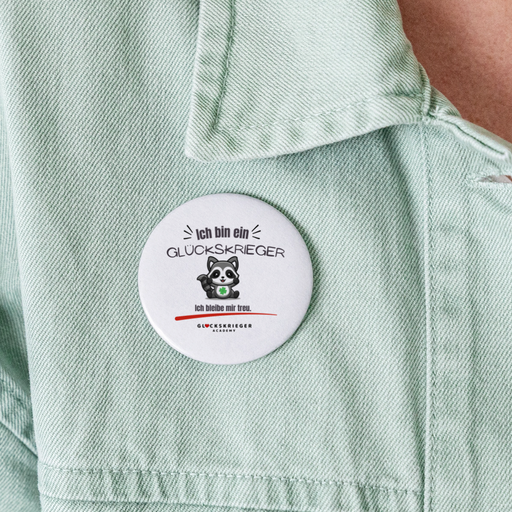 Glückskrieger Button – Mut zum Mitnehmen - white